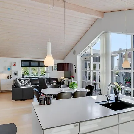 Casa vacanze Awesome In Broager